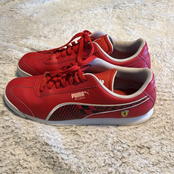 Puma Roma Ferrari Red Sneakers. Nearly new - Picture 2 of 4